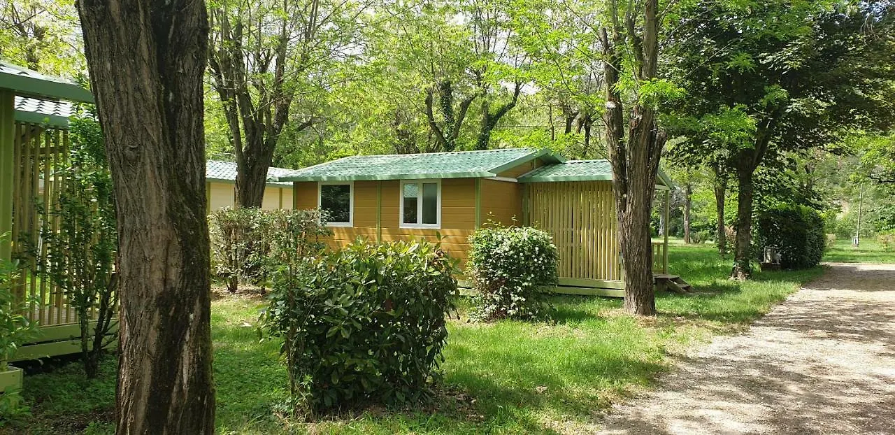 Camping Avec Piscine Et Riviere A Tournon Sur Rhone Ardeche 